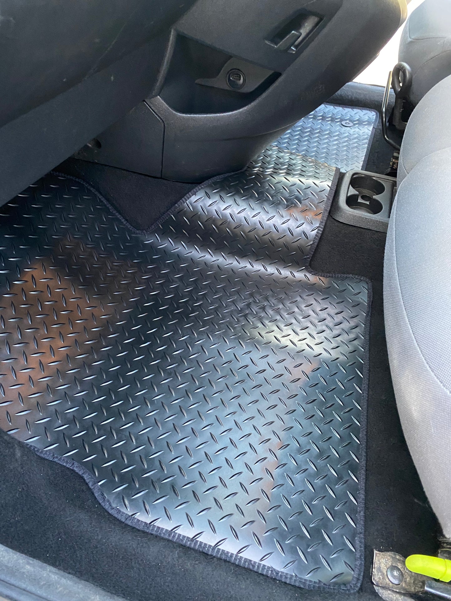 Citreon Berlingo - Peugeot Partner 2008 - 2018 Fitted Rubber Floor Mat