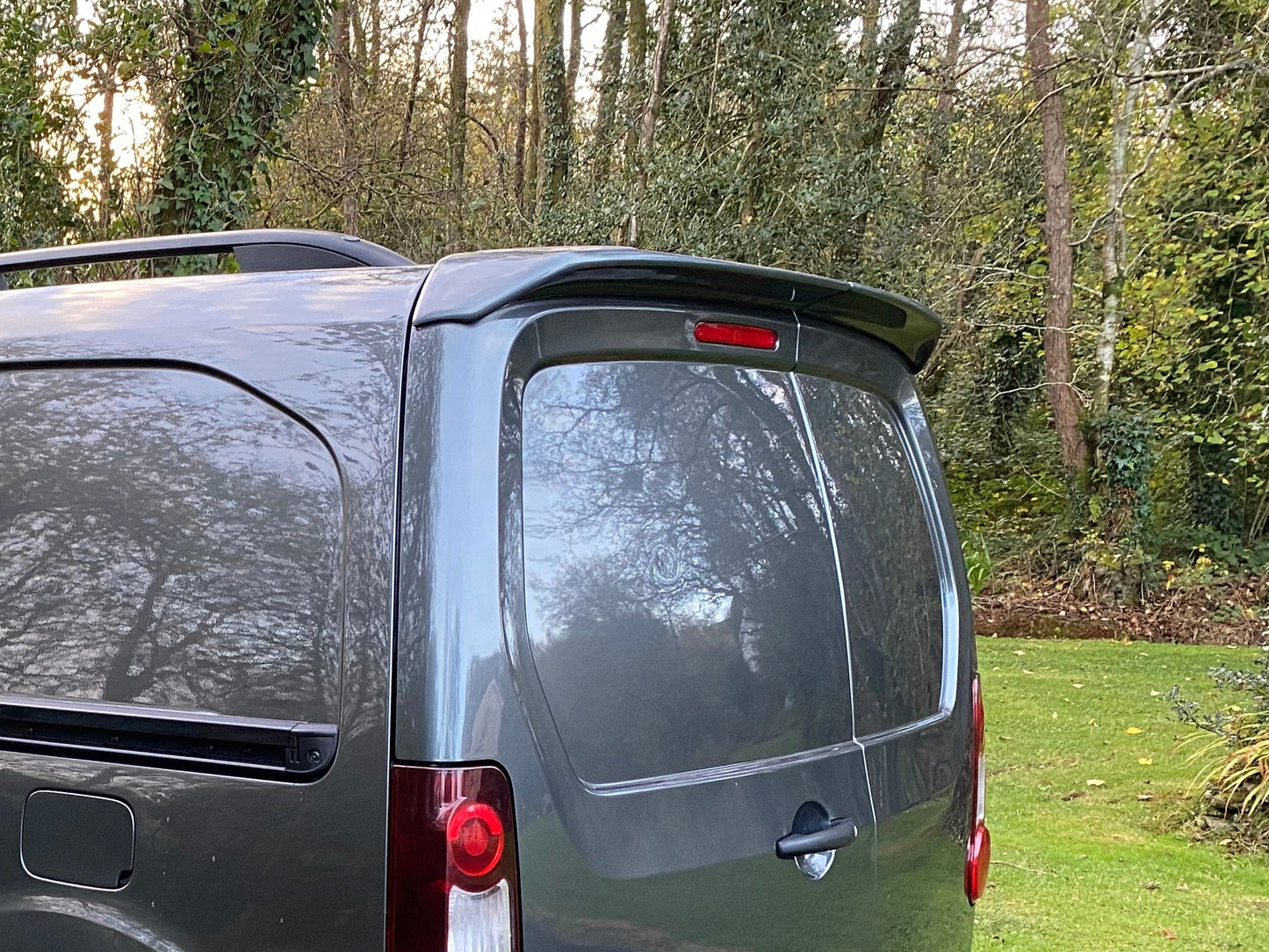 Citroen Berlingo - Peugeot Partner 2008 Onwards Rear Spoiler