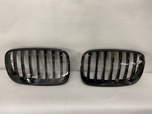 BMW X5 E70 Gloss Black Kidney Grills Single Slat