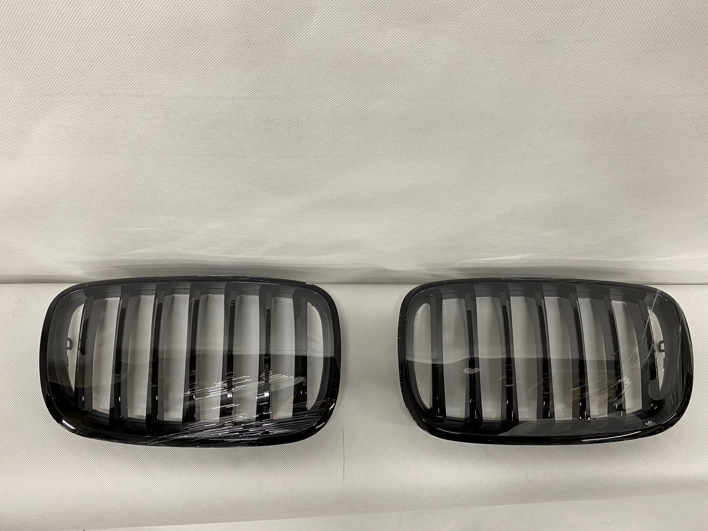 BMW X5 E70 Gloss Black Kidney Grills Single Slat