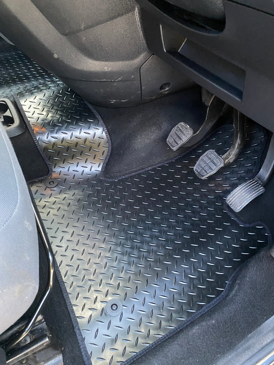 Citreon Berlingo - Peugeot Partner 2008 - 2018  Fitted Rubber Floor Mat